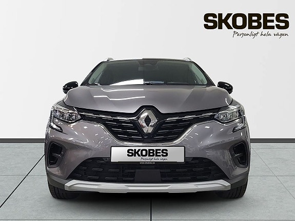 Renault Captur 2 of 19