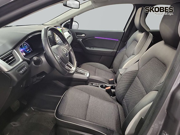 Renault Captur 8 of 19