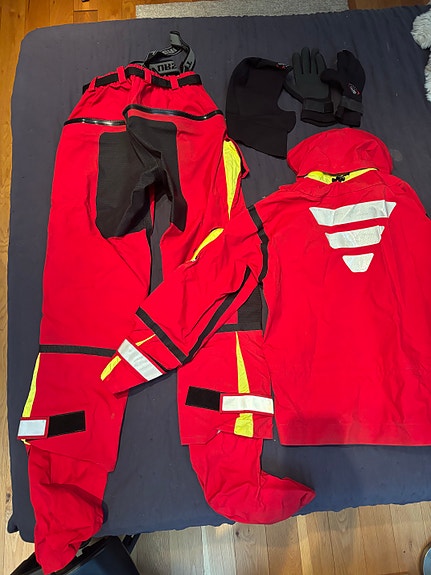 Product image 2 of 7