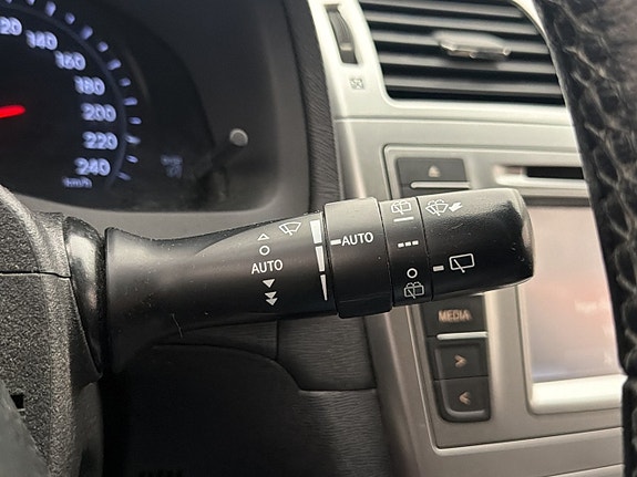 Toyota Avensis 19 of 30