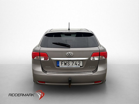 Toyota Avensis 7 of 30
