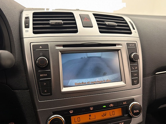 Toyota Avensis 21 of 30