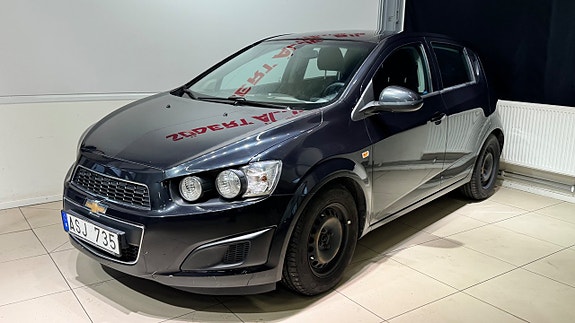 Chevrolet Aveo 2 of 18