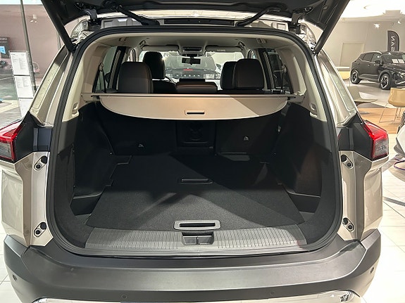 Nissan X-Trail 6 of 6