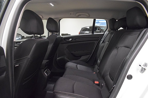 Renault Megane 21 of 23