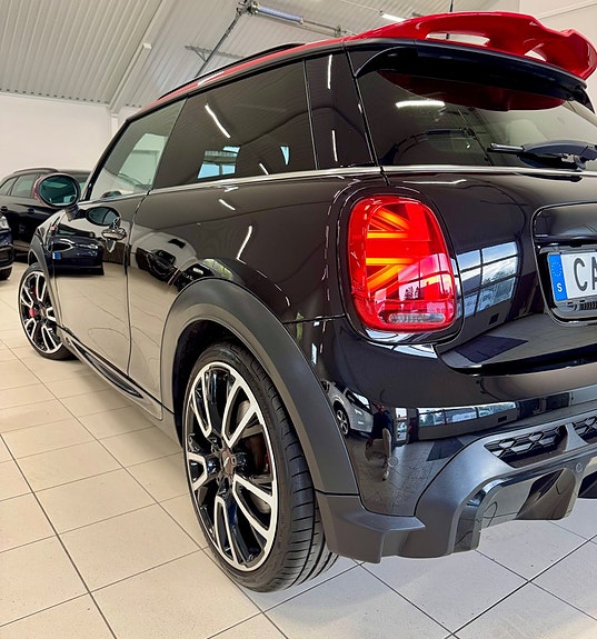 MINI John Cooper Works 6 of 21