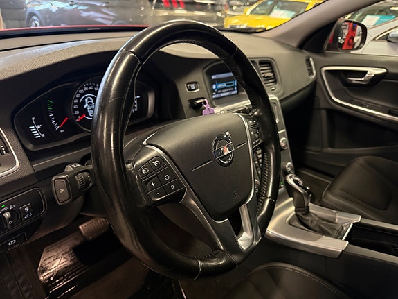 Volvo V60 14 of 24