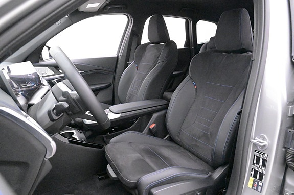 BMW iX1 11 of 27