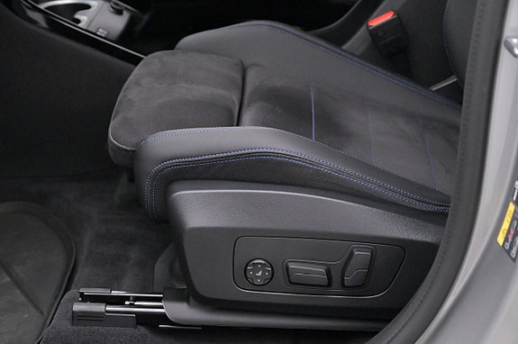 BMW iX1 14 of 27