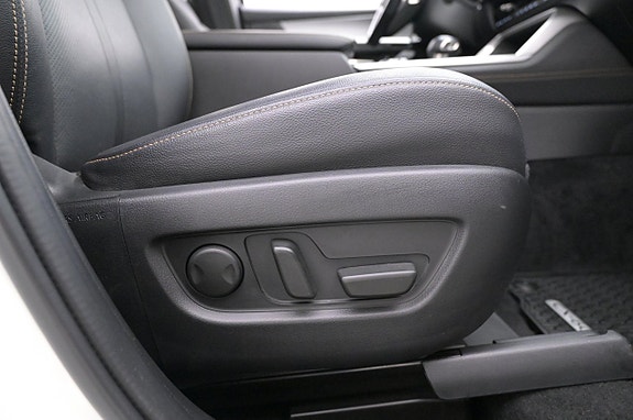 Mazda CX-60 14 of 27