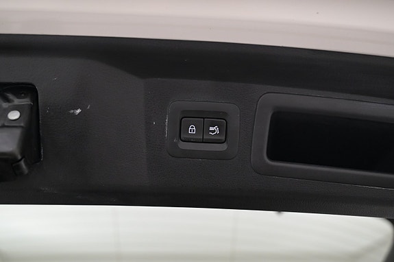 Mazda CX-60 25 of 27