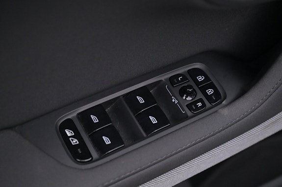 Polestar 2 9 of 27