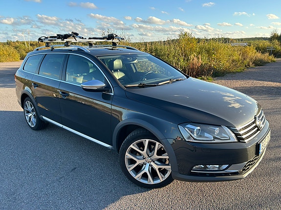 Volkswagen Passat Alltrack 6 of 12