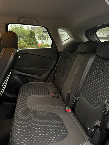 Renault Captur 6 of 6