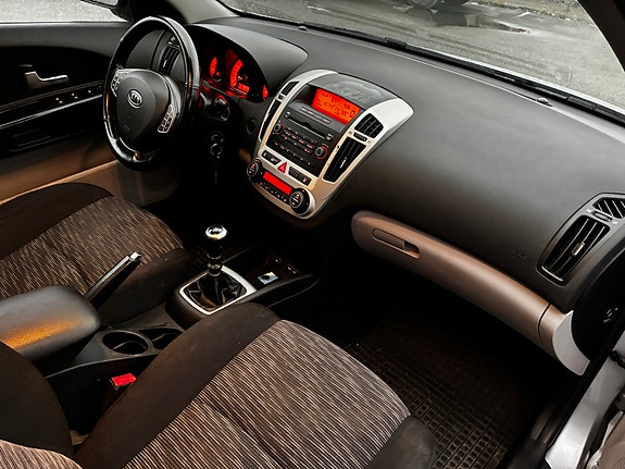 Kia Ceed 11 of 14