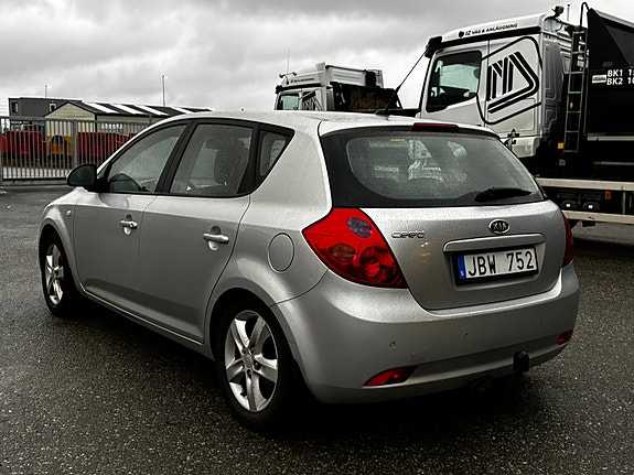 Kia Ceed 6 of 14