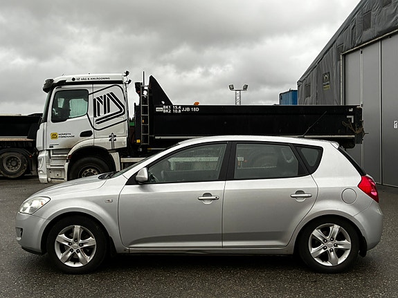 Kia Ceed 7 of 14
