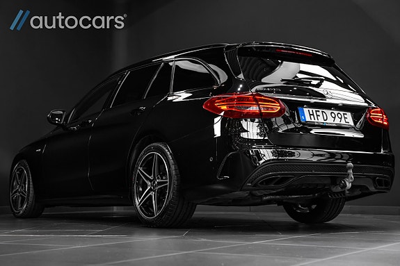 Mercedes-Benz C43 4 of 30