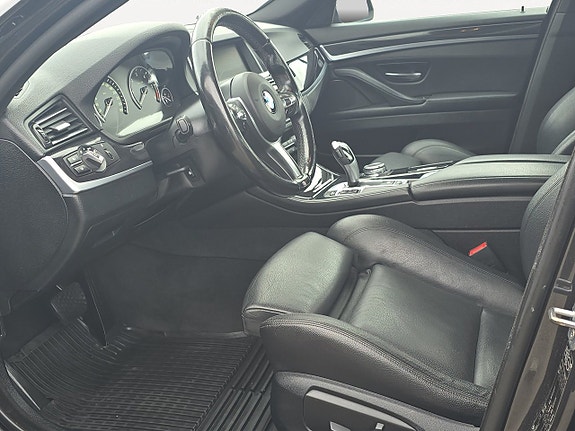 BMW 520d 13 of 21