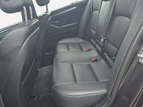 BMW 520d 15 of 21