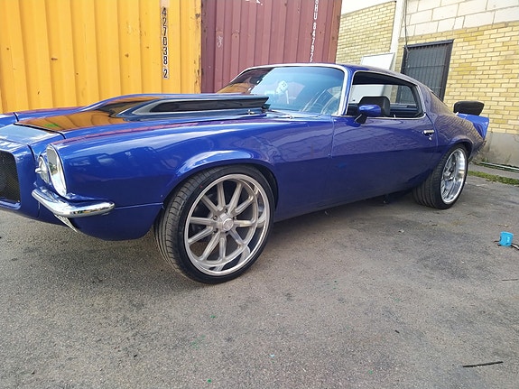 Chevrolet Camaro 2 of 2