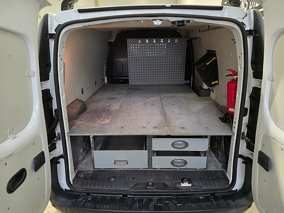 Renault Kangoo Express Maxi 9 of 18