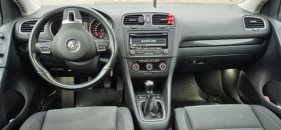 Volkswagen Golf VI 8 of 9
