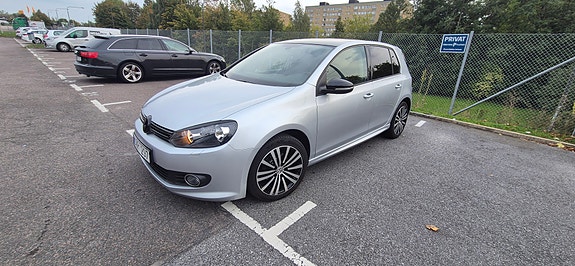 Volkswagen Golf VI 3 of 9