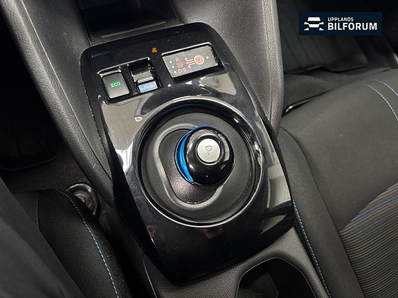 Nissan Leaf 12 of 15