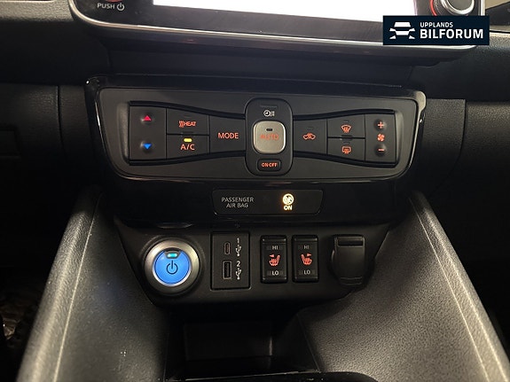 Nissan Leaf 13 of 15