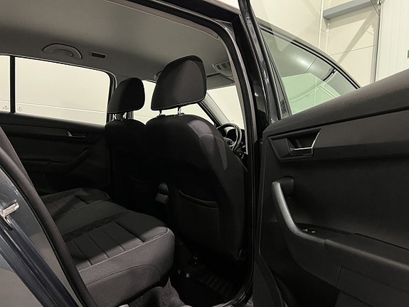 Skoda Fabia 9 of 25