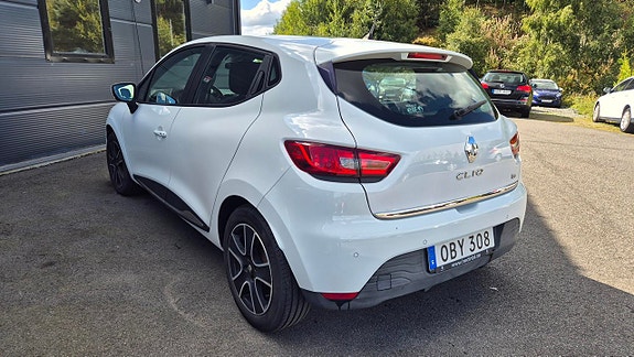 Renault Clio 3 of 6