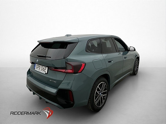 BMW iX1 9 of 30