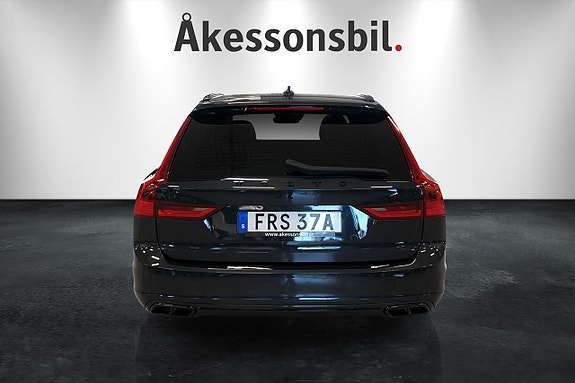 Volvo V90 4 of 18
