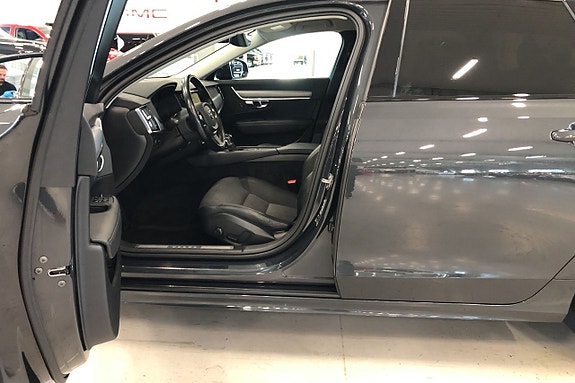 Volvo V90 8 of 18