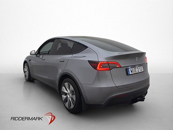 Tesla Model Y 6 of 30