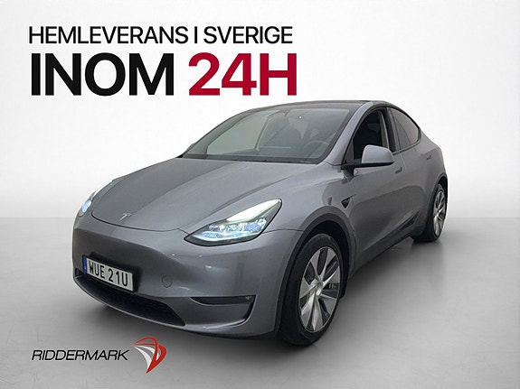 Tesla Model Y 4 of 30