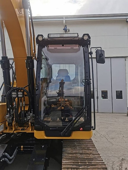 CAT 313 9 of 16