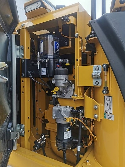 CAT 313 11 of 16