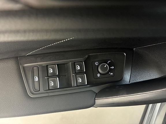 Volkswagen Tiguan Allspace 16 of 24