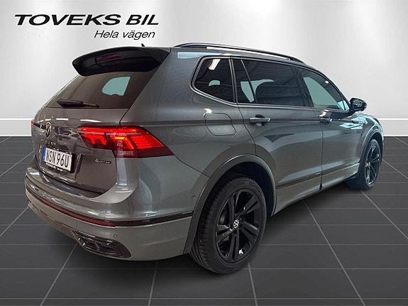 Volkswagen Tiguan Allspace 3 of 24