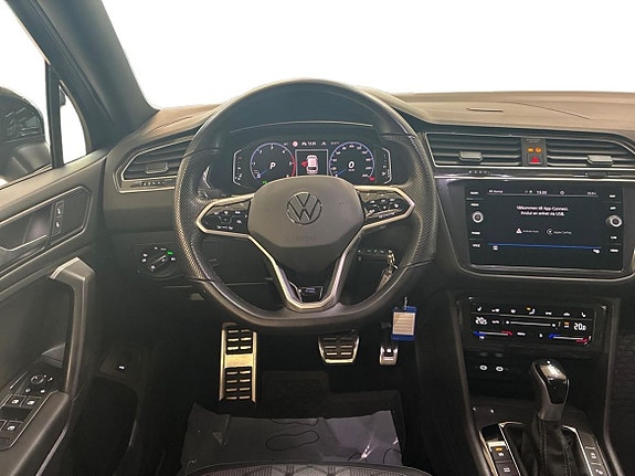 Volkswagen Tiguan Allspace 11 of 24