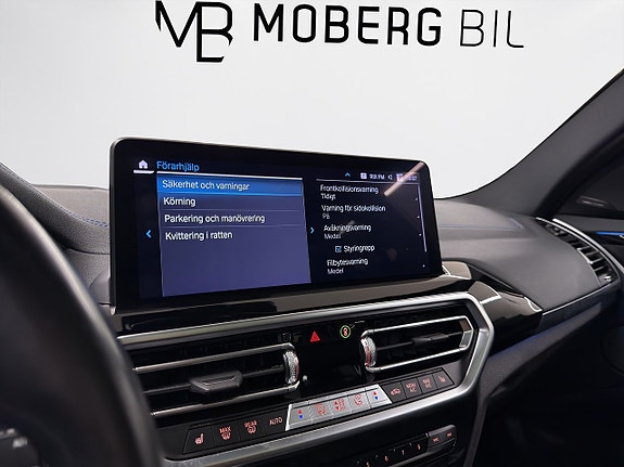 BMW iX3 13 of 15