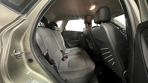 Renault Captur 14 of 20