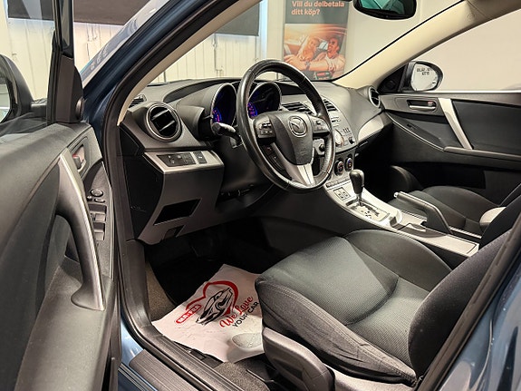 Mazda 3 8 of 18