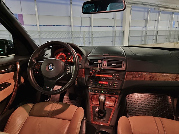 BMW X3 3 of 5
