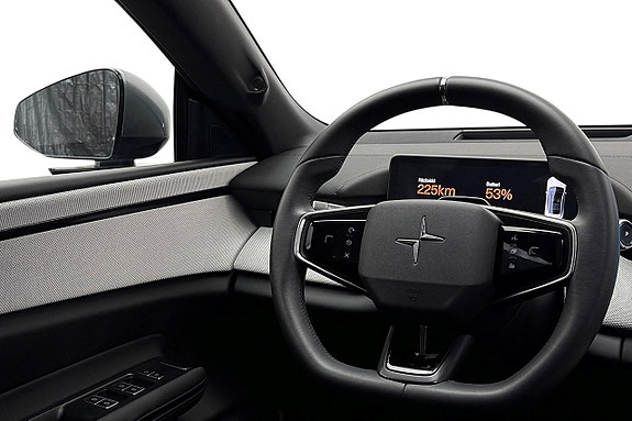 Polestar 4 17 of 30