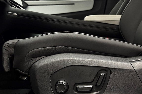 Polestar 4 14 of 30