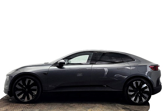Polestar 4 9 of 30