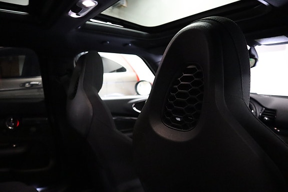MINI John Cooper Works 26 of 30